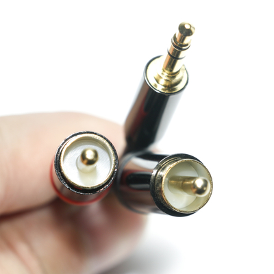 RCA デジタル オーディオ ケーブル メッキ メタル シェル ブラック PVC カバー 3.5mm 長さ 1.25M ゴールデン コネクタ カーオーディオ用