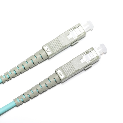 監視カメラの屋内コンピュータWLAN LANのためのFCの繊維光学のパッチ・コードOM3の外の直径2.0-3.0mm