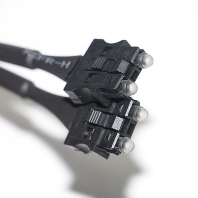 180dB/Km 装置テスト、機械コネクターのサーボ システムのためのサーボ光ファイバー ケーブル OD4.0 黒ケーブル