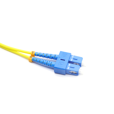 女性 MPO トランクケーブル 12 ファイバータイプA マルチモード MM OM3/OM4 MPO パッチコード LSZH 50/125